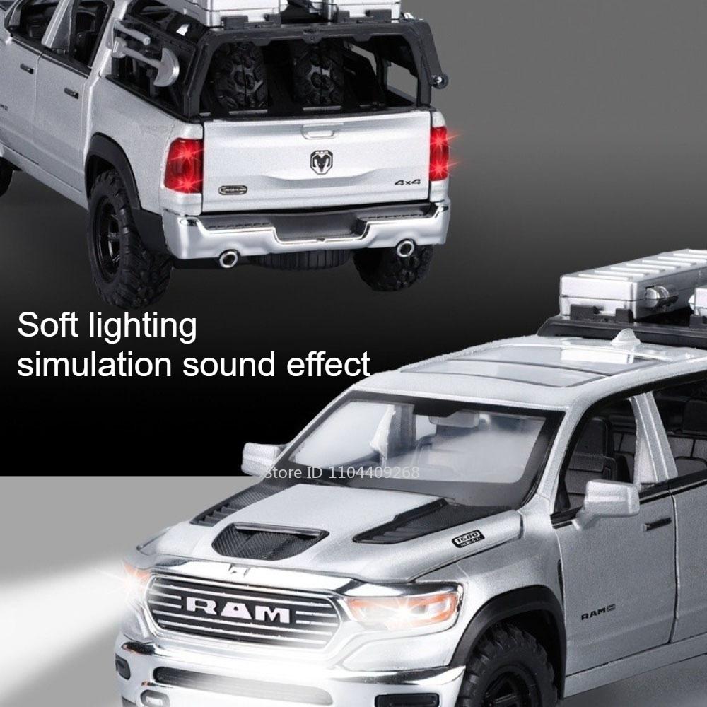 1:32 RAM Mammoth Pickup Model Toy Car Front Wheel Steering Alloy Body Simulated Off-road Truck Models Toys Sound Light Gifts