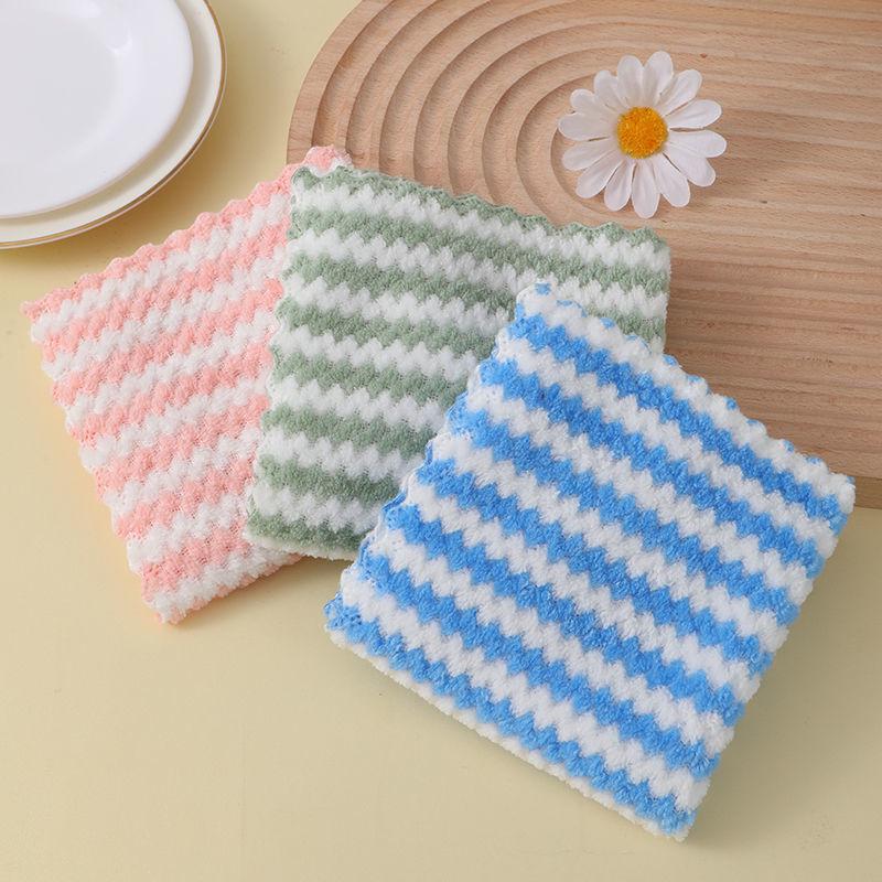 

Cationic Coral Fleece Dishcloth – Non-Stick Oil Scouring Pad with Wavy Pattern Single Piece