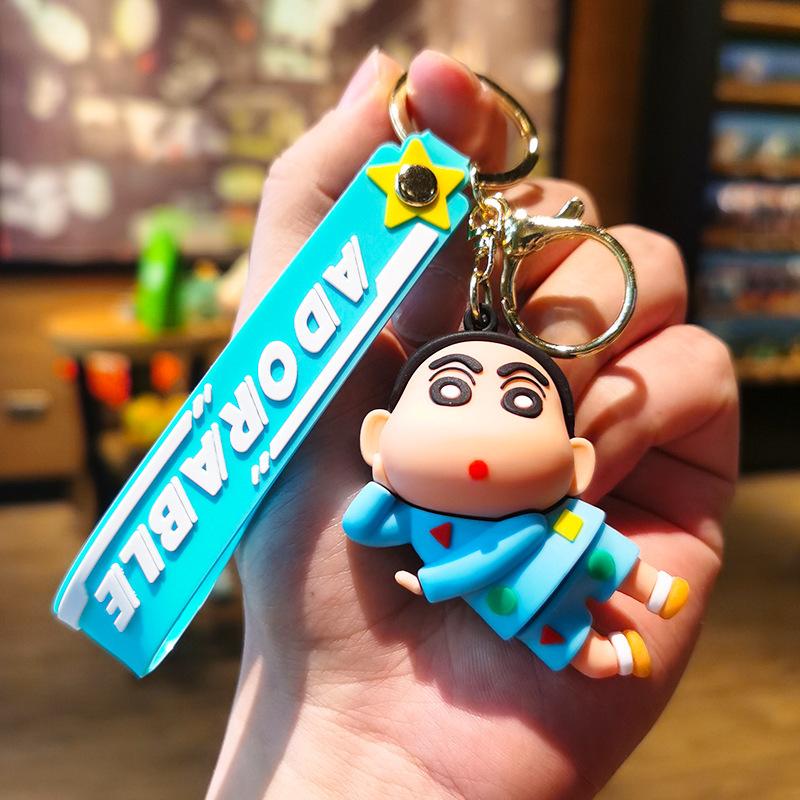 

Crayon Shin-chan Cartoon Keychain Anime Figure Shiro Waniyama Buriburizaemon Backpack Decor Key Chain Car Keyring Gift Toy Anime