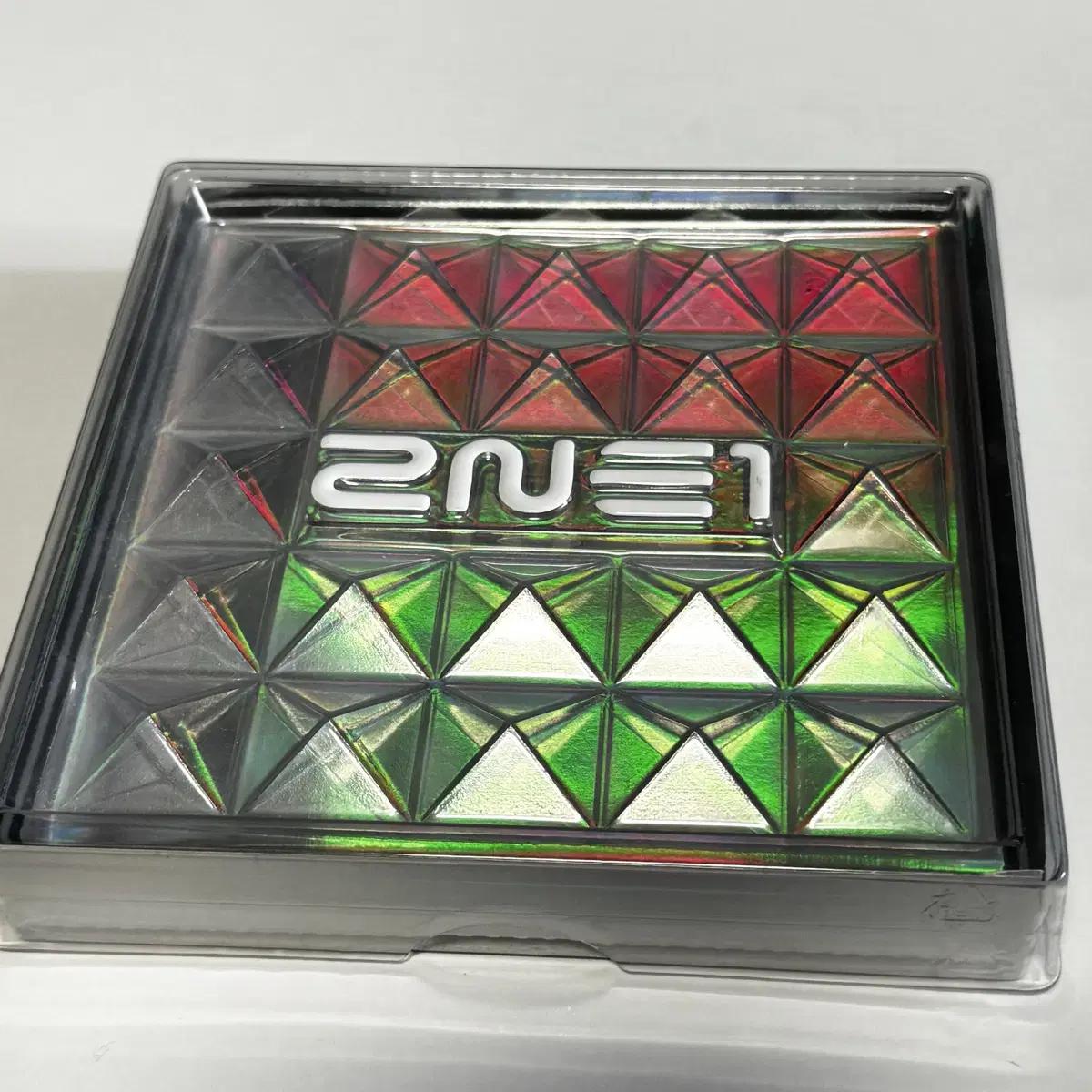 

2ne1 Альбом Мини Том. 1 Огонь С
