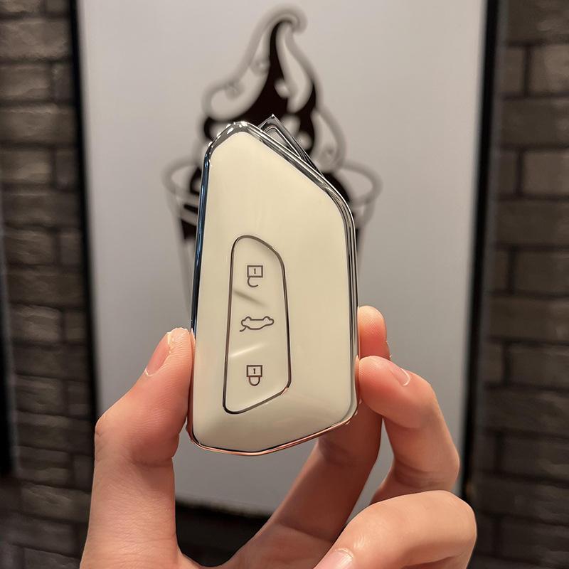 New TPU Car Remote Key Case Cover Shell Fob for VW Volkswagen Golf 8 2020 Skoda Octavia A8 2021 SEAT Leon MK4 Accessories