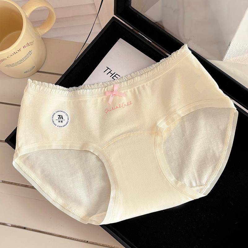 Ladies Spring and Autumn New Lovely Cotton Comfortable 7A Antibacterial  Extended Crotch Waist Underwear