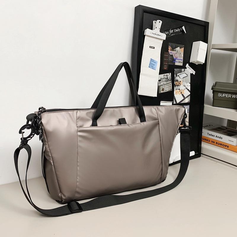 

Дорожні сумки Чоловіча та жіноча ручна поклажа Спортивні сумки для фітнесу великої місткості Сумки для зберігання на природі шампанського