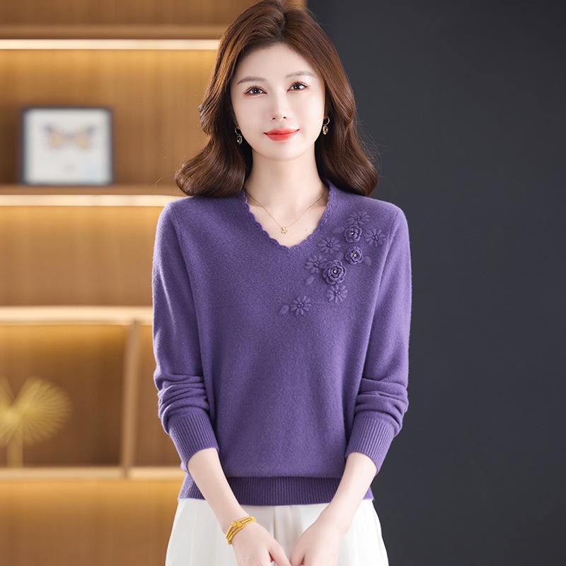 Women's V-neck Pure Wool Autumn/Winter Red Sweater 2025 - Loose Knit Base Layer Top