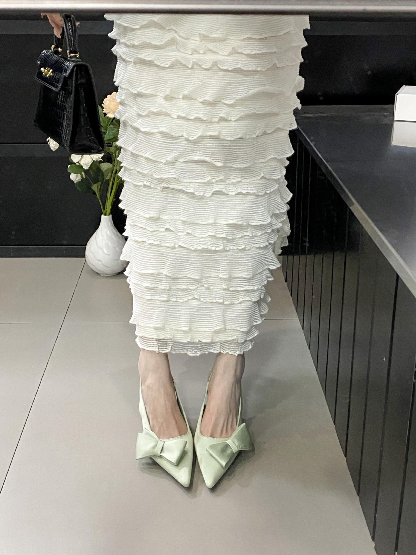 

2025 spring new pointed head short heel temperament thin French fashion sexy beauty absolutely bag head with women s shoes 40 зелёный