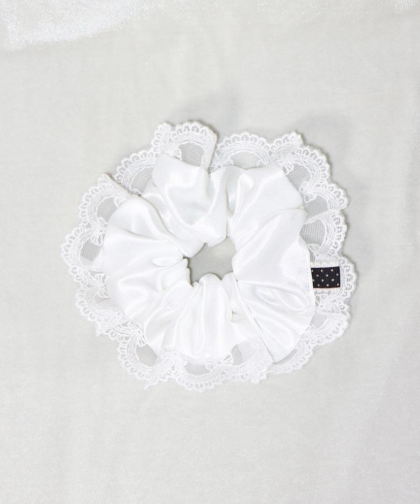 Sunae Rock Silk Scrunchie_White