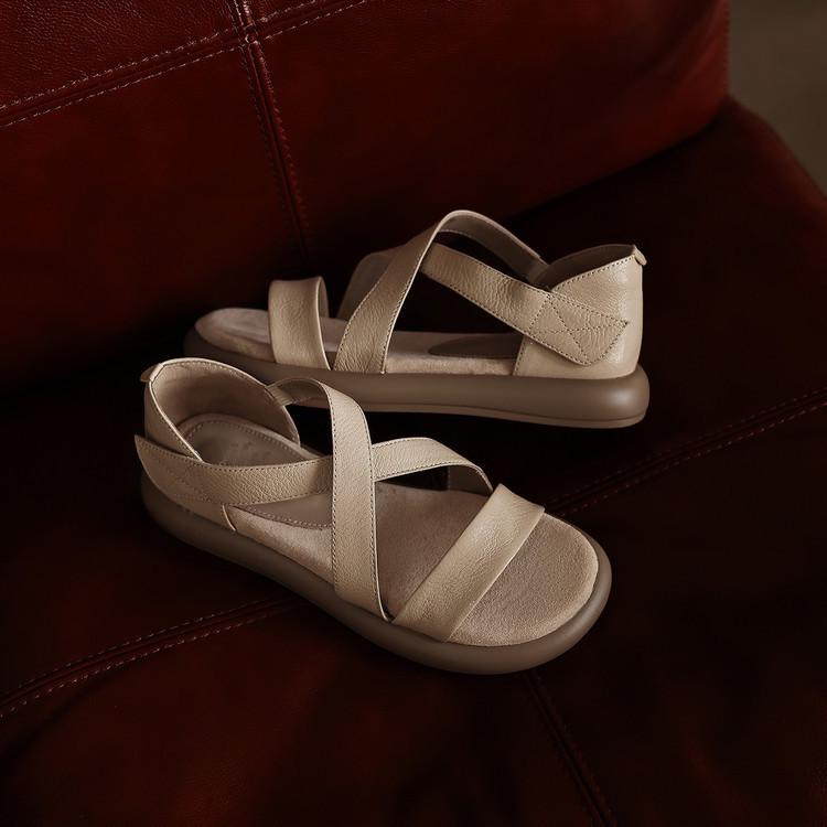 Frauen Sandalen: Weiche Sohle, Keine Laufmüdigkeit, Rindsleder erste Schicht, Kreuzriemen, Dicke Sohle, Lammfellfutter, Offene Hausschuhe, Lässiger Stil.