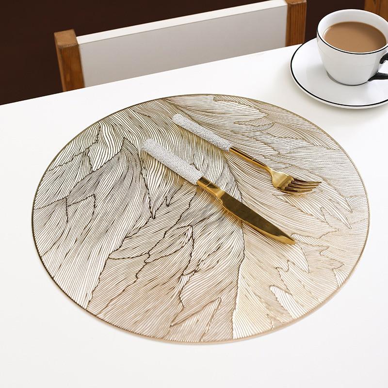 1Pc 38x38cm Round Feather Pattern Gold Hollow Dining Heat Insulation PVC Table Mat Home Tea Coffee Dish Coaster Placemat