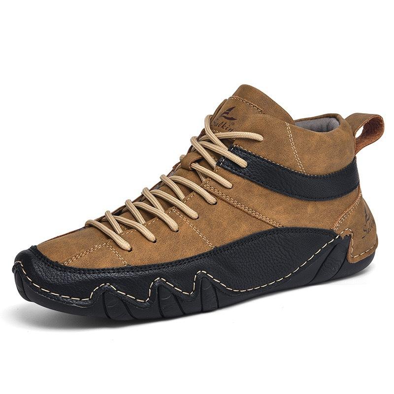 Autumn and winter new large-size men s leather boots high-top hand-stitched short boots men s casual warm Martin boots 38