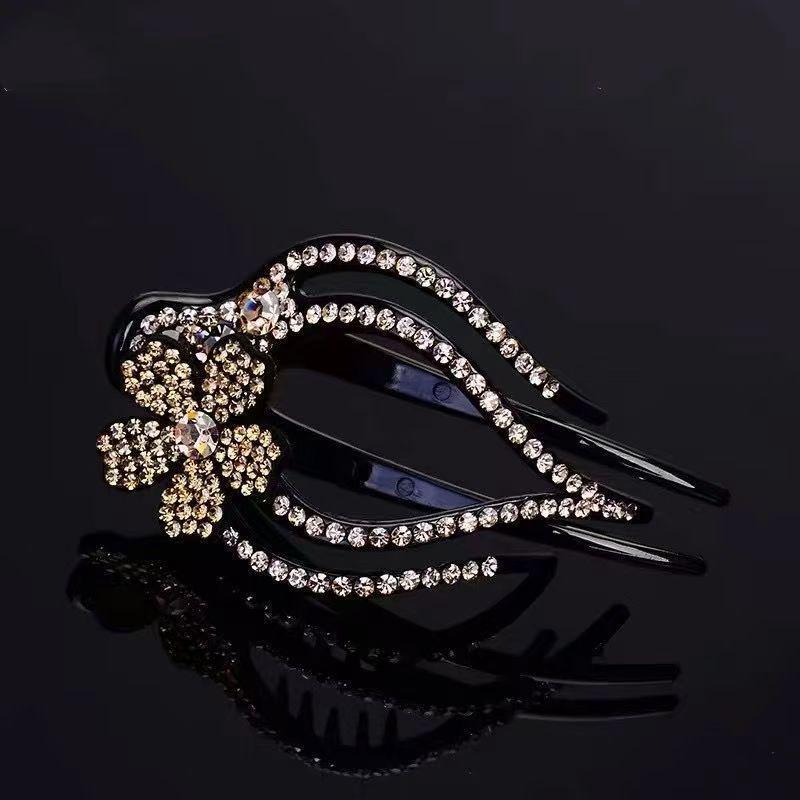 

Elegant Rhinestone Duckbill Hair Clip - Large Three-Prong Bun Accessory for Women