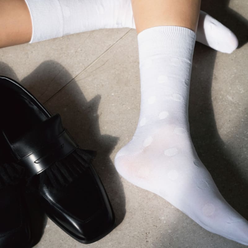 

хииг [№440] белые носки в горошек White Dot