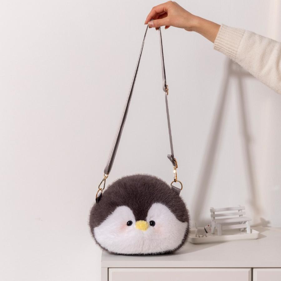 Kawaii Plush Penguin Crossbody Bag Cartoon Fun Shoulder Bag New Trendy Fluffy Animal Bag Women Popular Fashion Bag Girl Gift