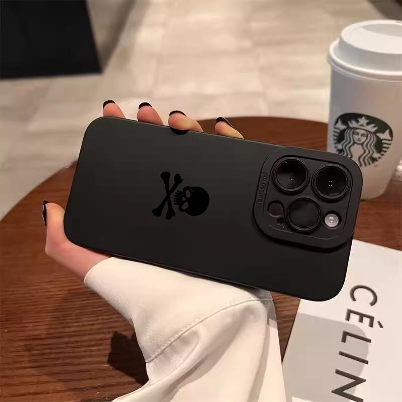 Black Skull Phone Case For iPhone 15 Cases iPhone 14 13 12 11 Pro Max Mini XS Max XR X 7 8 Plus SE Matte Soft Silicone Cover