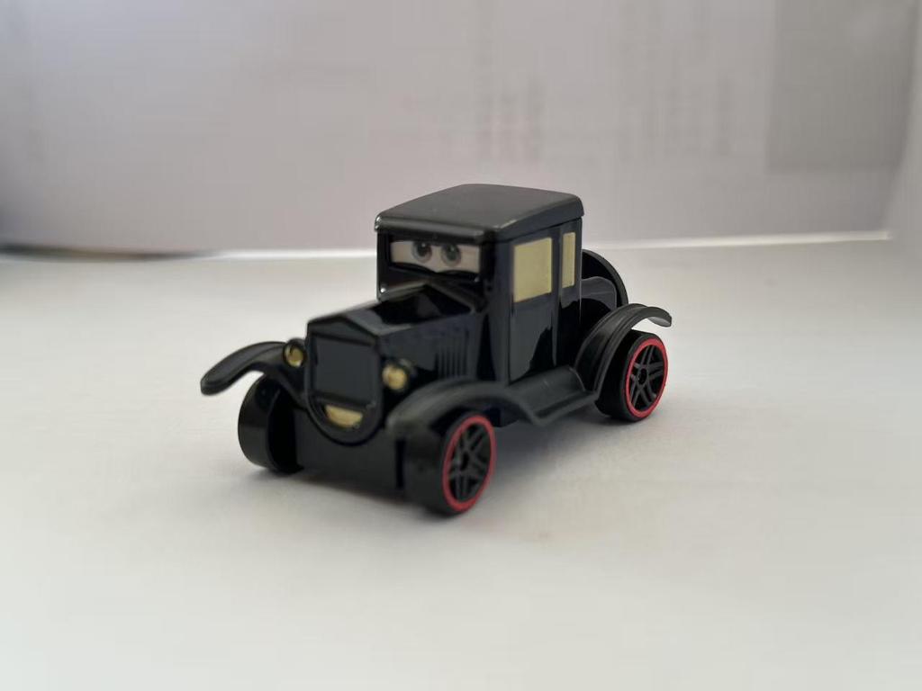 Cars 3 Lightning McQueen & Storm Alloy Toy Set - Black, Mater Edition, Kids' Gift