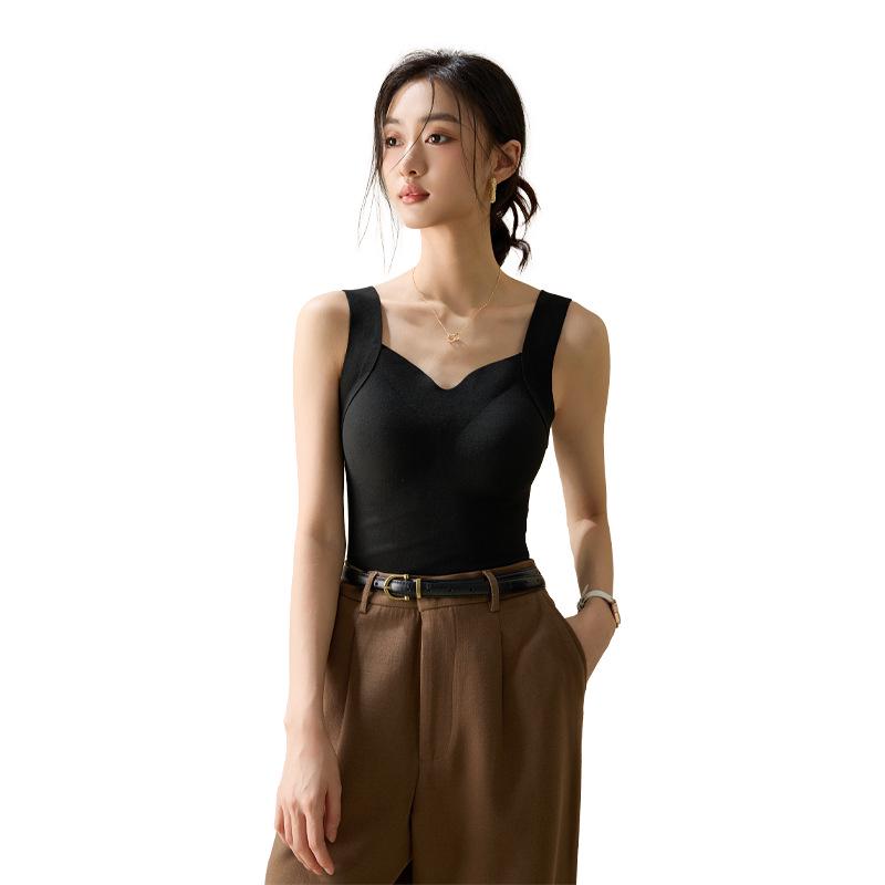 Women's V-Neck Heated Seamless Vest with Skin-Beautifying High-Elastic Warmth and Built-in Bra.