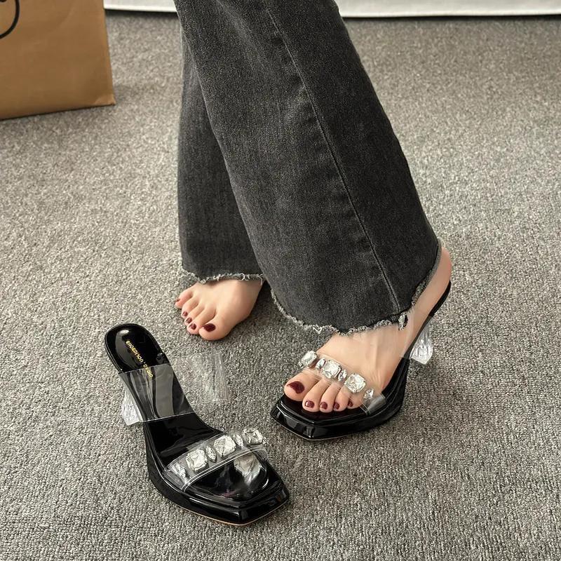 New Chinese sandals women's 2025 summer new rhinestone crystal high-heeled waterproof table is not tired, wear transparent sandals outside