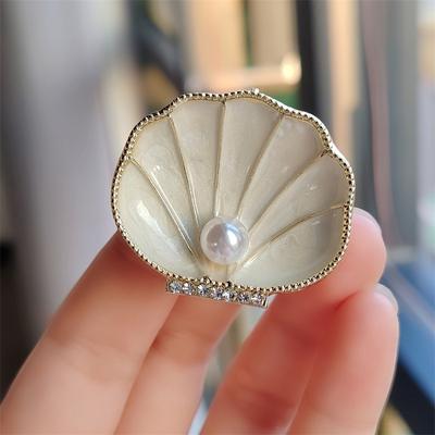 Spilla a conchiglia creativa alla moda, elegante e femminile, con perle, di alta qualità, accessorio per abito