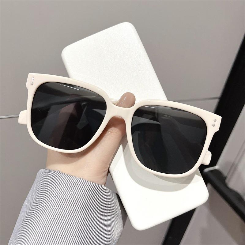 Korean INS Style Retro Oversized Frame Sunglasses Women Unisex UV400