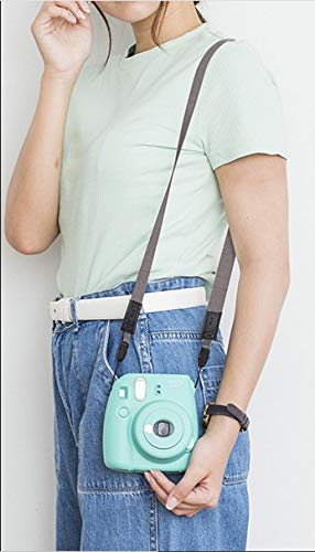 Fujifilm Instax Mini 8 Plus Instant Camera, Mint, with Close-Up Lens and Genuine Shoulder Strap, Shoots from 60cm (35cm-50cm with Close-Up Lens)