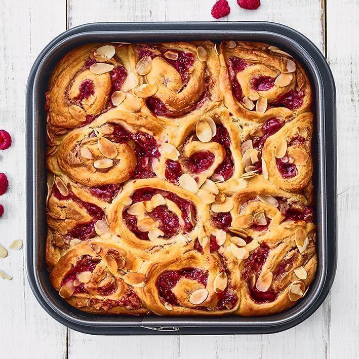 Moule carré a fond amovible - BIRKMANN - EASY BAKING - Acier carbone - Anti adhésif - 24 x 24 x 8 cm