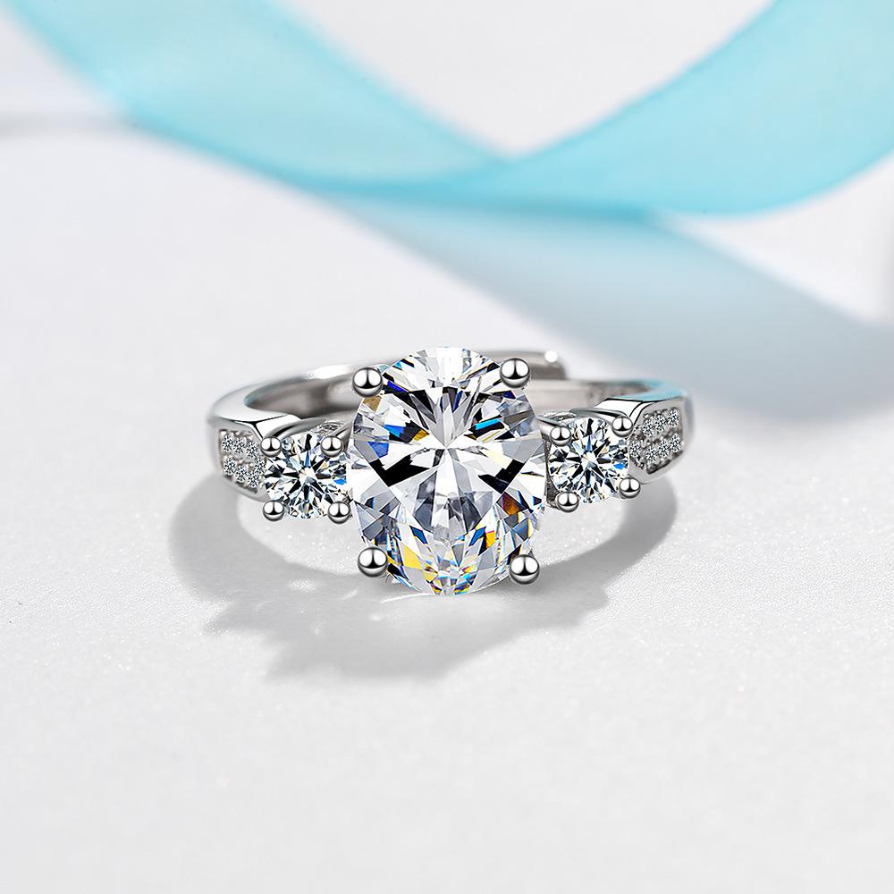 Adjustable Egg-shaped Zircon Women's Wedding Ring, Sparkling Korean-Style Copper Finger Jewelry