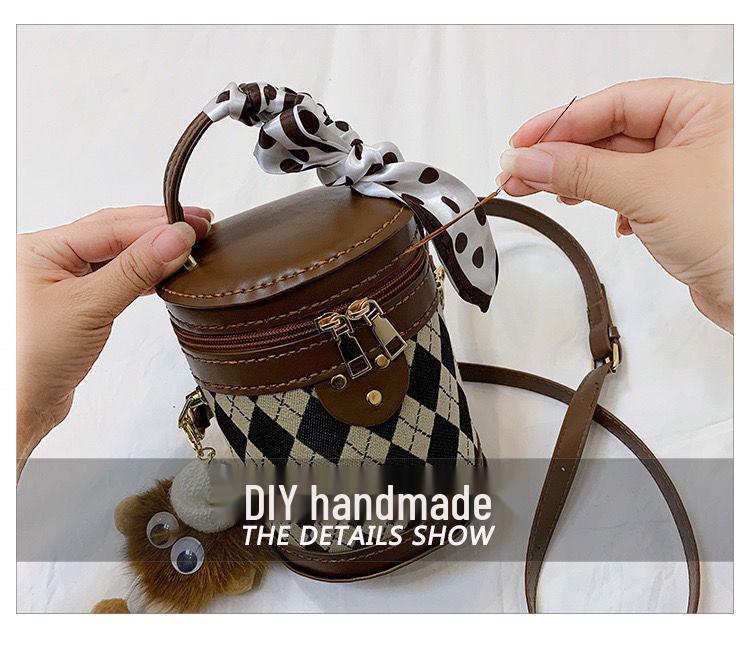 Handmade Woven Bucket Bag - Summer Small Crossbody & Shoulder Bag for Girlfriend or Bestie