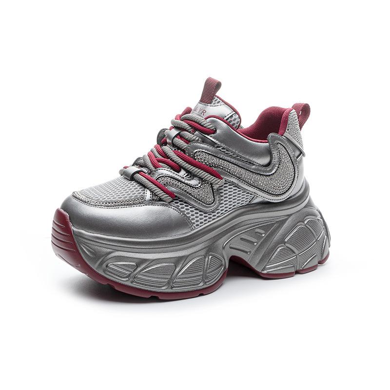 Dad shoes women's 2025 spring new Internet celebrity with thick sole inner height increase casual versatile fashion style lace-up women's shoes