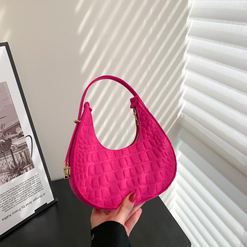 

Stylish Handbag for Women - Chic Korean Version, Single Underarm Dumpling Handbag with Golden-Tone Hardware розы красного