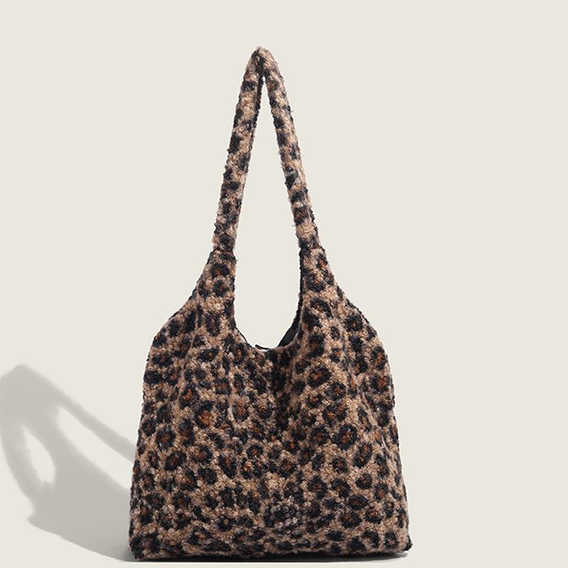 Leopard Print Fur Bag Women's New Winter College Style Tote Bag Large Capacity Japanese Single-shoulder Plush Bag