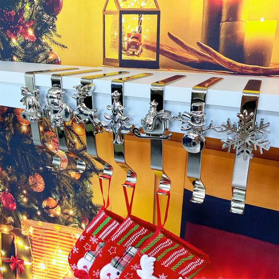 7Pcs/Set Christmas Stocking Hooks Mantel Xmas Stocking Holder Festive Stocking