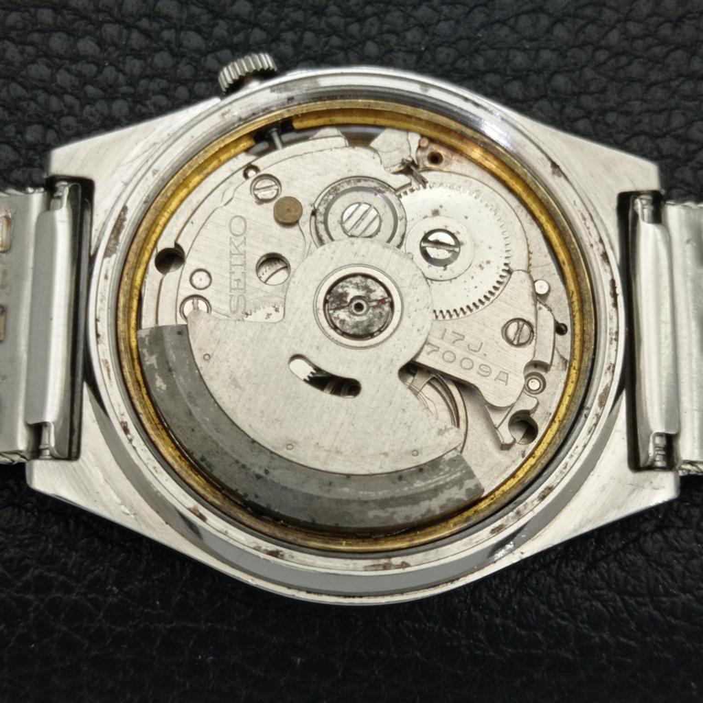 JAPAN VINTAGE SEIKO 5 AUTOMATIC 7009A MENS WHITE COLOR DIAL WATCH A702098-5 R208-a702098