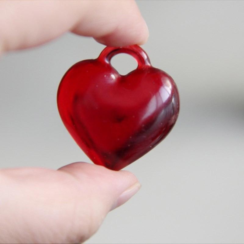 Valentinstag 3D Herz Anhänger Harzform Robuster Silikon Leicht zu lösen Tragbar für Schmuck Bastelbedarf