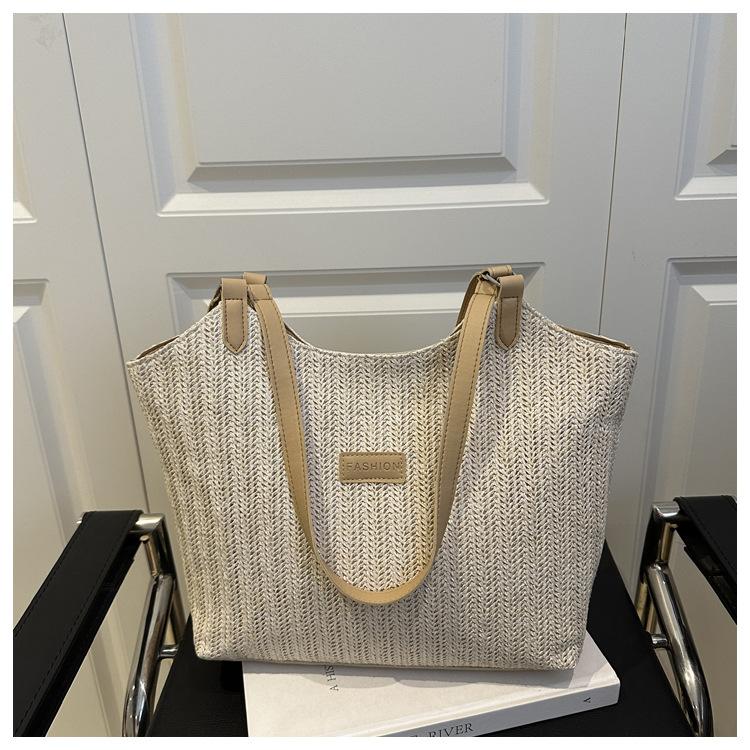 Casual texture simple 2025 new woven fashion trend summer design large capacity women's shoulder tote bag