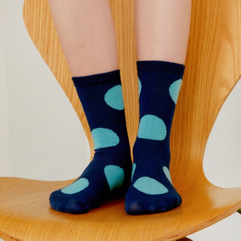 MONTH IN MONTH OUT dot!dot!_ navy&sky