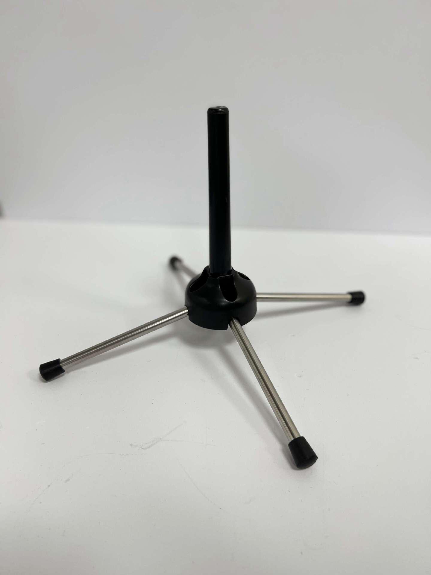 Foldable Black Tube Stand for Flute and Clarinet - Instrument Music Stand New black clarinet holder