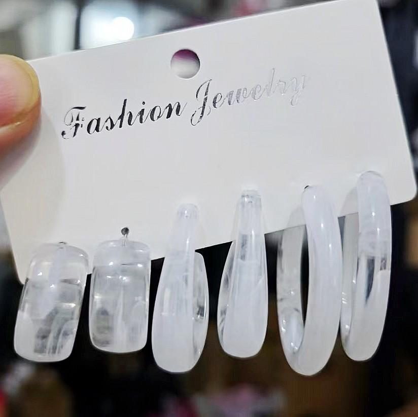 XP17 Gold Geometric Pearl Hoop Earring Set