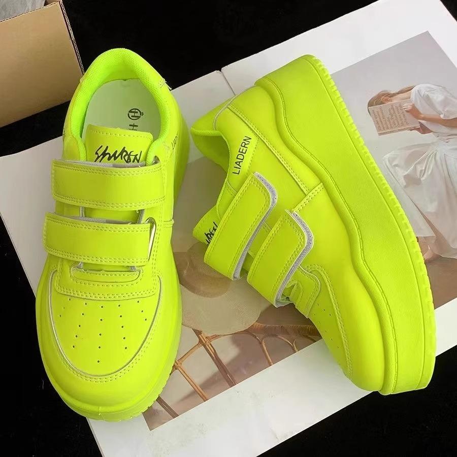 Internet celebrity explosion Velcro women's shoes 2025 new summer explosion thick-soled muffin casual spring and autumn white board shoes