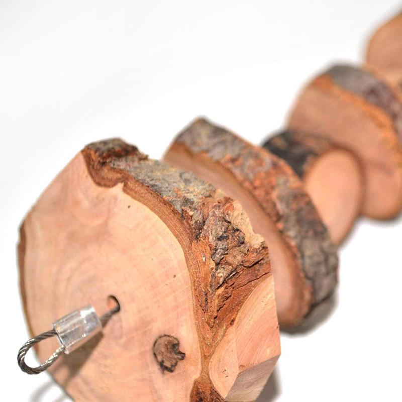 Přírodní dřevěná žvýkací hračka odolná proti kousnutí Snackové hračky pro zmírnění nudy pro papouška křečka činčila