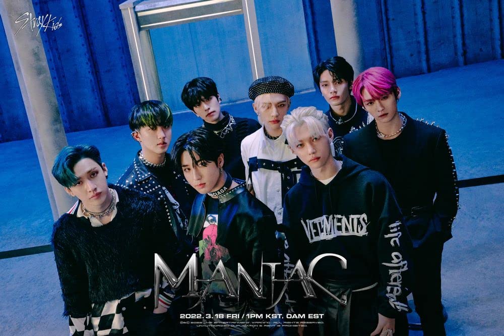 Stray Kids Oddinary 6th Mini Album Jewel Case Random Version Photo Sealed CD+18p PhotoBook+1p PhotoCard+1ea Badge-DDAKJI+1ea Sticker+Tracking