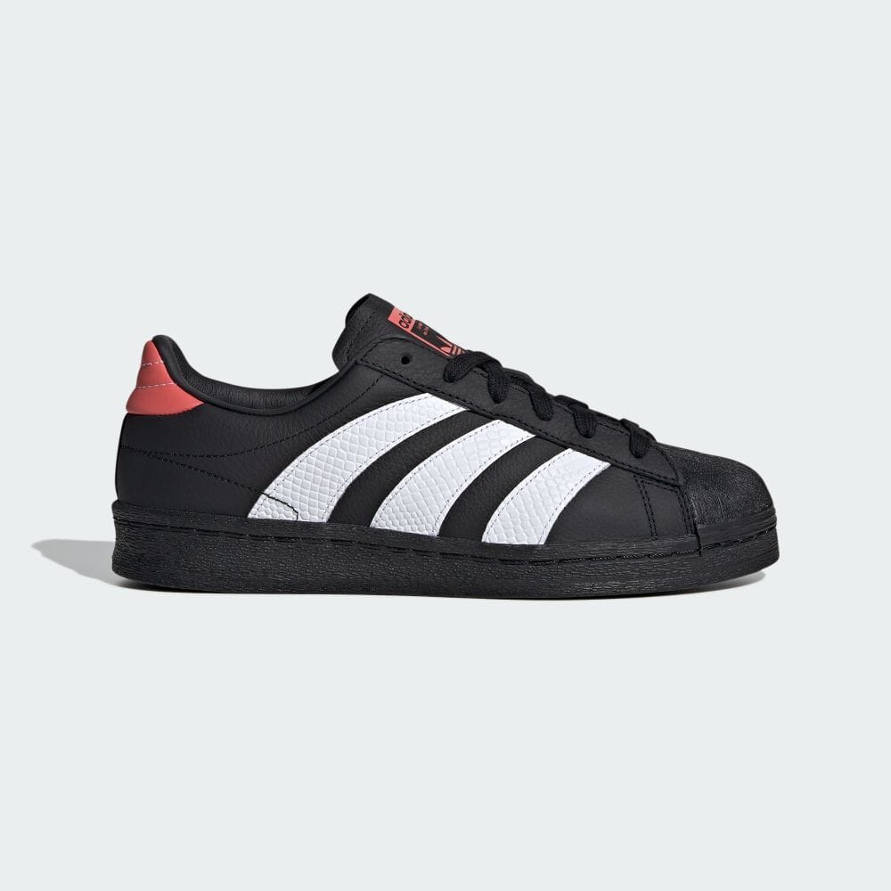 

Кроссовки Adidas SUPERSTAR 82 Core Black ORIGINALS Unisex IE3056 Core Black/Обувь White/Preloved Scarlet