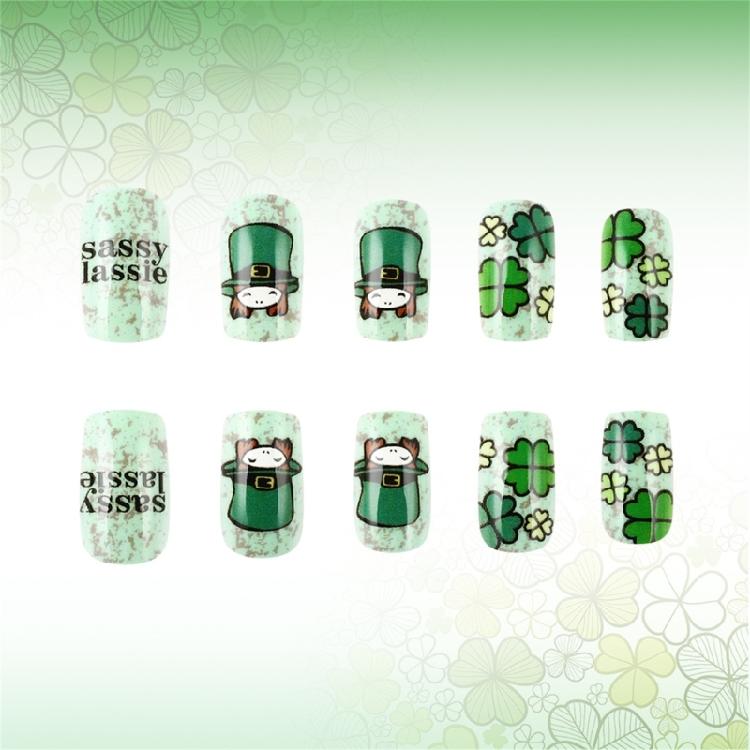 24Pcs Short Coffin Style False Nail With Patrick's Day Green Shamrock Design Artificial Nail For Fashionable Women