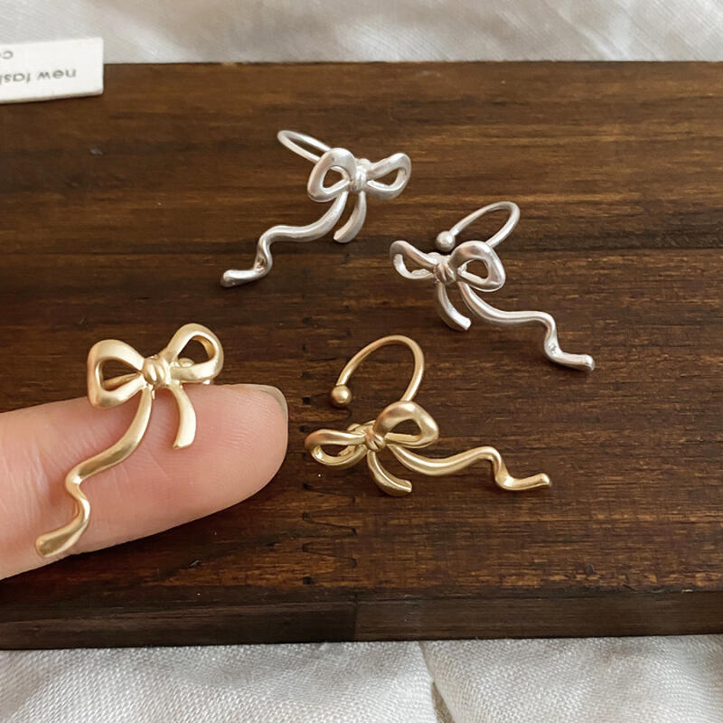 Simple Ribbon Bow Ear Clips for Women Girls Fashion Geometric C-Shaped No Piercing Earrings Y2K Aesthetics Jewelry Gifts