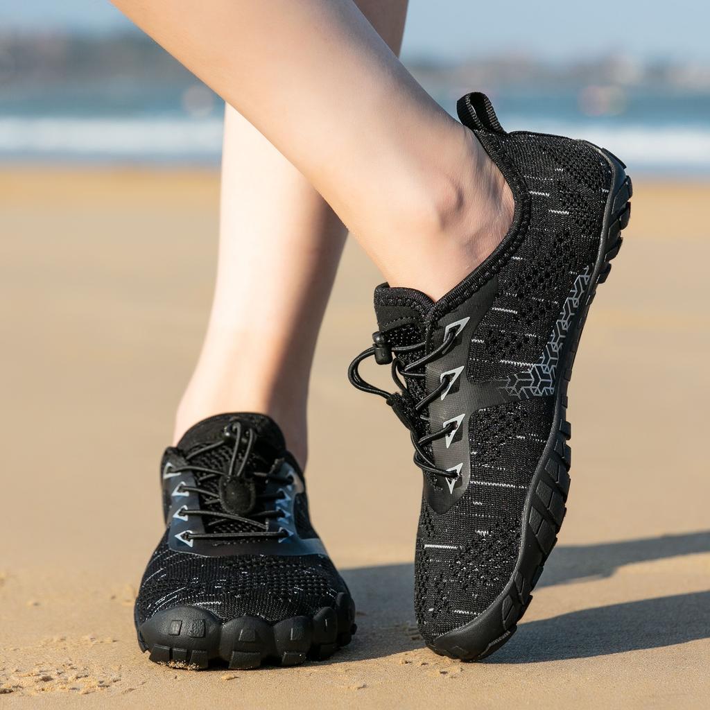 New Wide Barefoot Shoes for Men Outdoor Trail Running Minimalist Beach Walking Shoes Lightweight and Breathable Hiking Sneakers