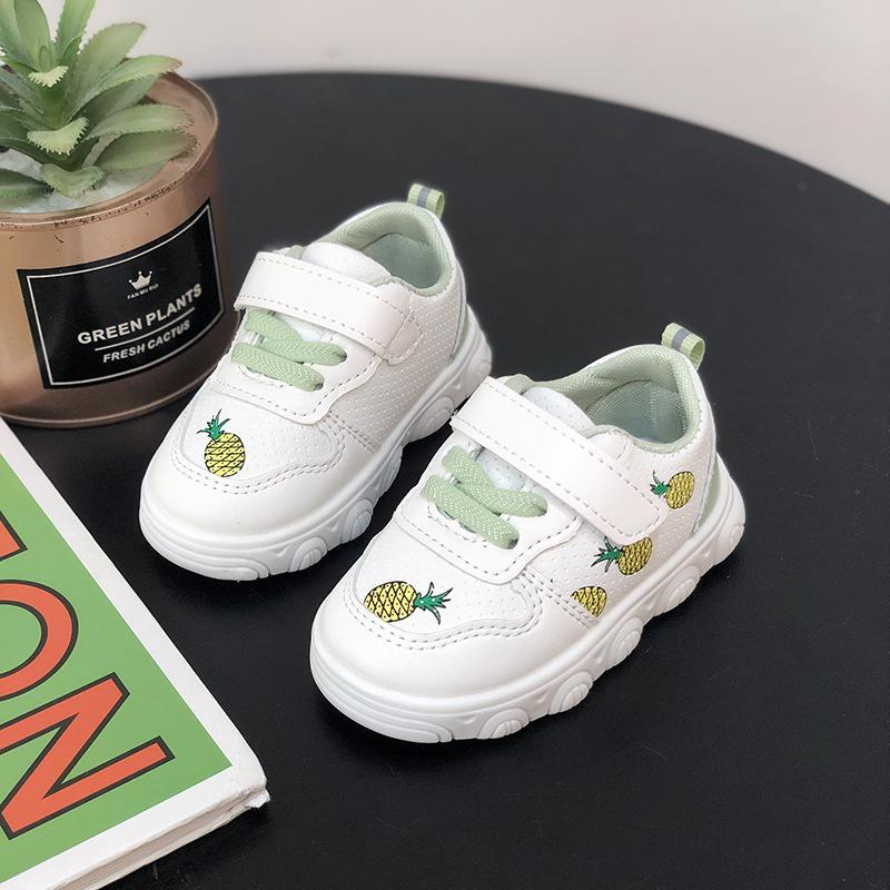 

Модные кроссовки для девочек Новые универсальные удобные детские туфли Противоскользящая мягкая подошва Обувь для маленьких девочек Простые милые трендовые туфли для мальчиков Tenis 15insole12cm