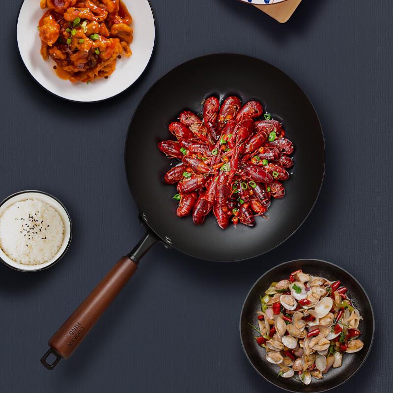 Chuidahuang 32cm Non-stick Iron Wok with Flat Bottom