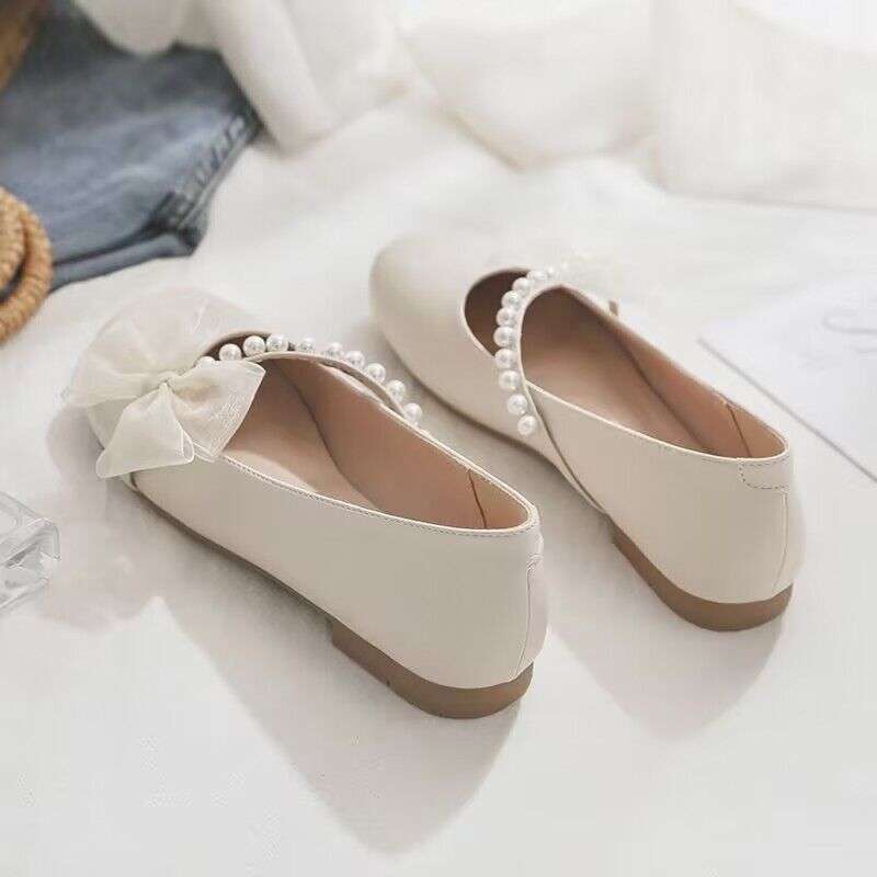 Fairy with skirt 2025 spring new women's single shoes lace versatile pearl round head flat bottom Mary Jane Doudou shoes