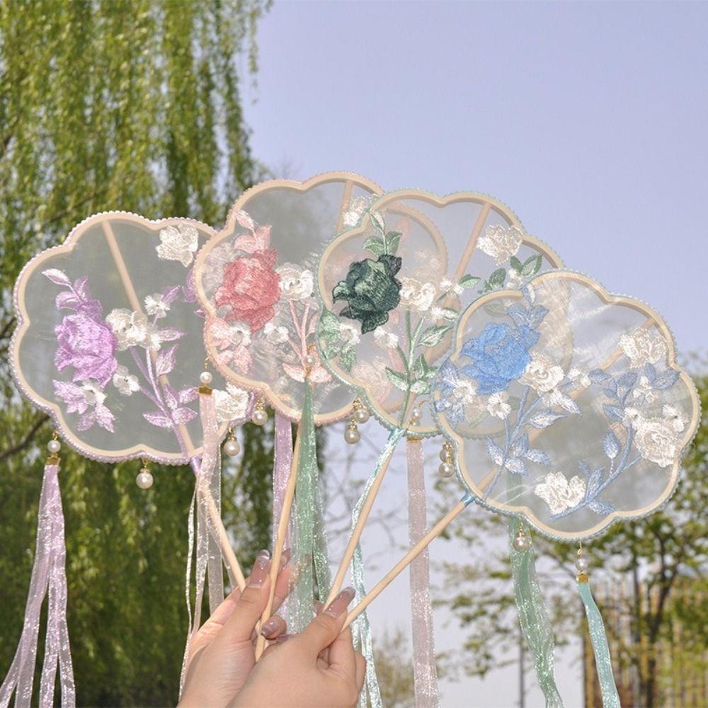 Long Handle Circular Fan Decorative Floral Pattern Silk Fan Elegant Hanfu Fan Wedding Favors