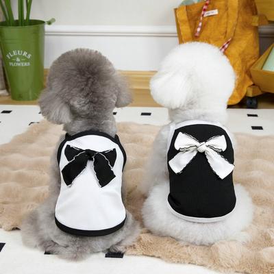 Giyim ve ayakkabı – Köpekler için yelekler ve gömlekler