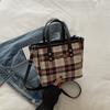 Chic Vintage Plaid Bucket Bag For Women With Soft Fabric And Trendy Street Style