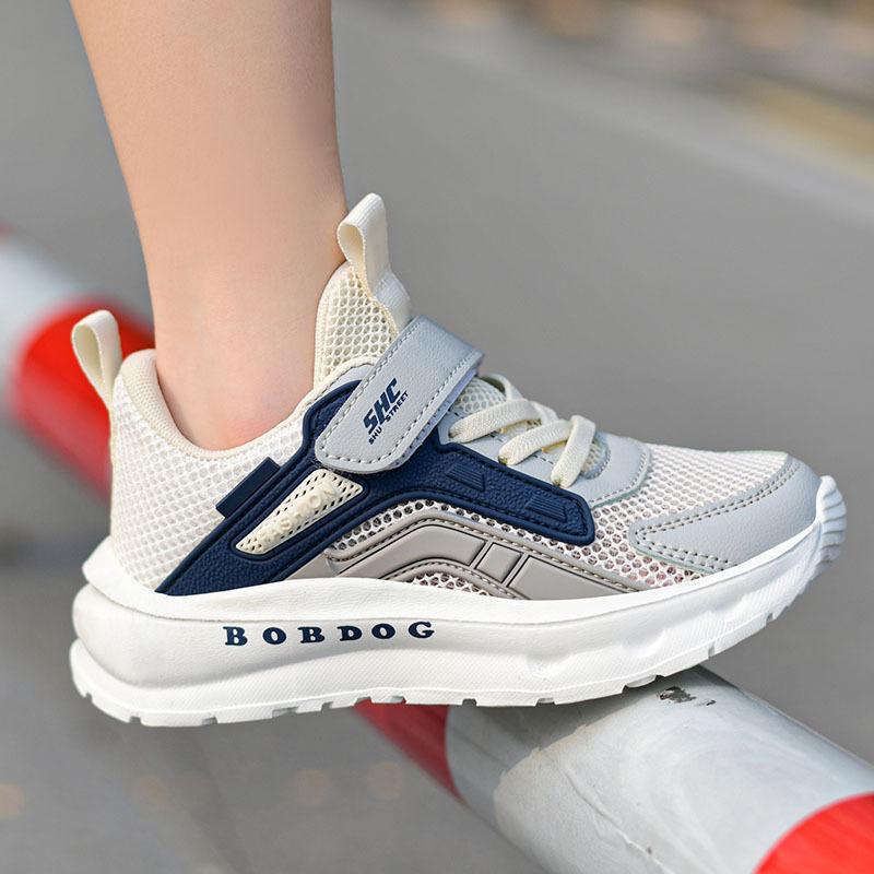 2026 new sports shoes casual mesh breathable shoes medium and large children's non-slip and lightweight running shoes